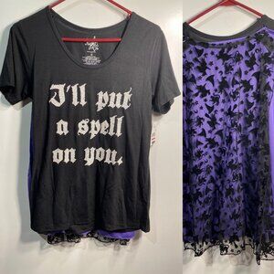 made right womens short sleeve shirt with 2 capes halloween size medium 7 9